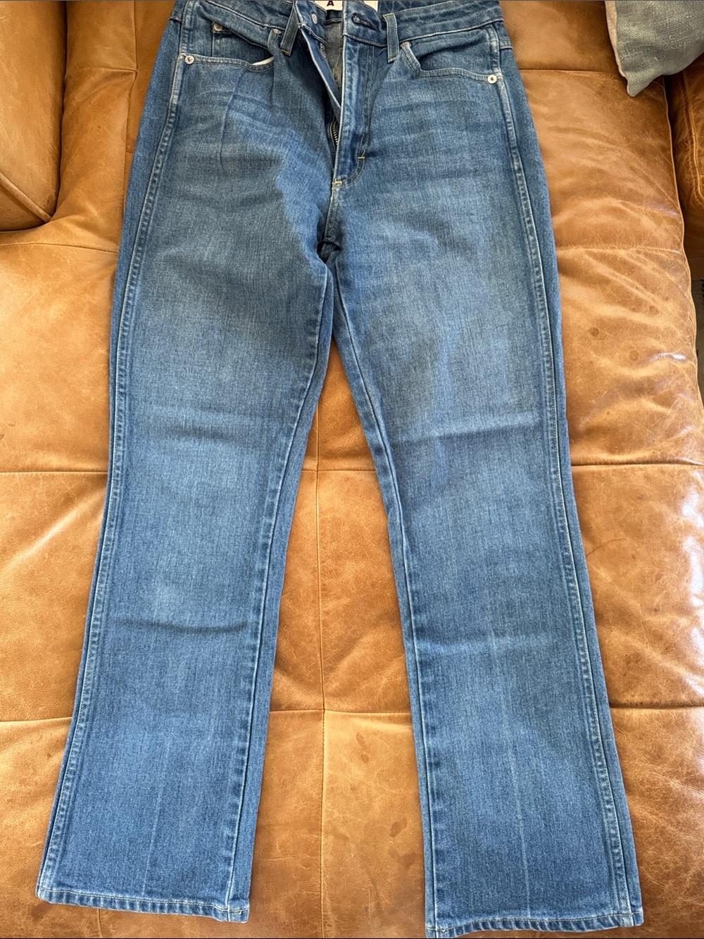 AMO 26 Bella in Blue Jay Wash
